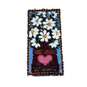 Handmade Latch Hook Rug Daisy Basket Flower Heart Wall Yarn Art 31”x16”